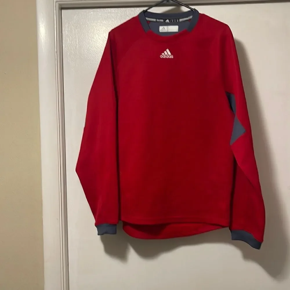 Adidas sweatshirt small